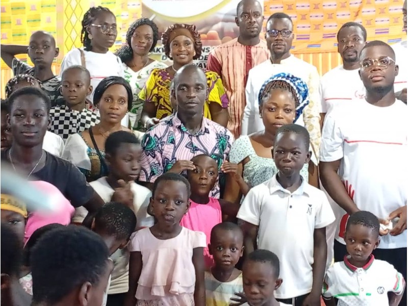 Gemeinsam ein Lächeln schenken: Spenden Sie für schutzbedürftige Menschen 